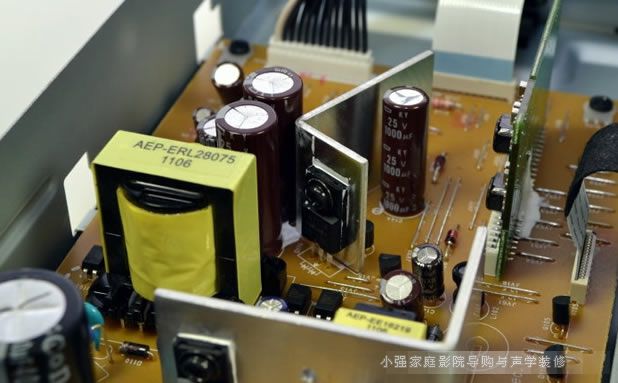 天龙DBP-2012UD拆机图