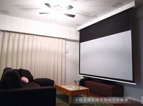 小客厅新的享受3D视频大画面