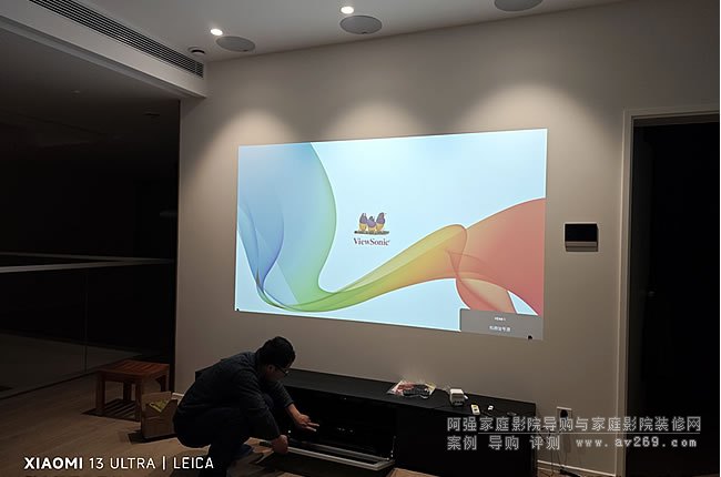 开放式多声道吸顶音箱与丽讯投影机组建的简易影院