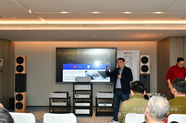 ����Ӱ��2026Q1��Ʒ������Բ�����У�˫�ŶӼܹ����࣬��Ʒ����Ʒ�ذ�����