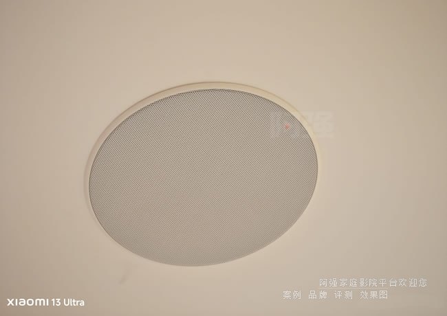 B&W ����Τ��CCM663��������